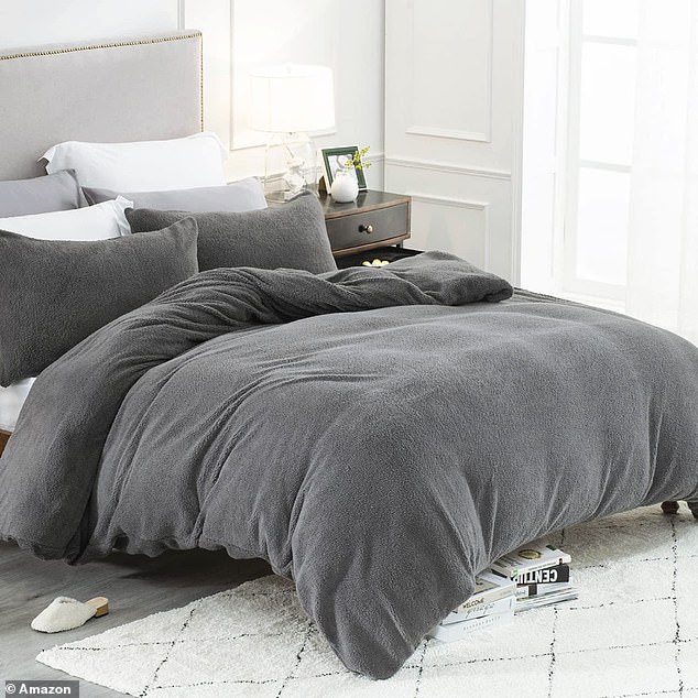 Amazon shoppers say this fleece duvet set is so snuggly and soft 'you won't get out of bed!' - Daily Mail 