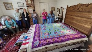 Of Quilt Turnings and Bon Voyage Exhibits!  