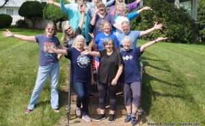 June Quiltvillians - It's A Wrap!  