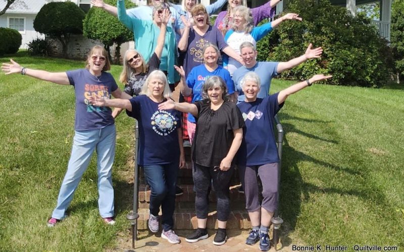 June Quiltvillians - It's A Wrap!  