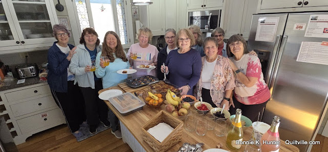 Those November Quiltvillians!  